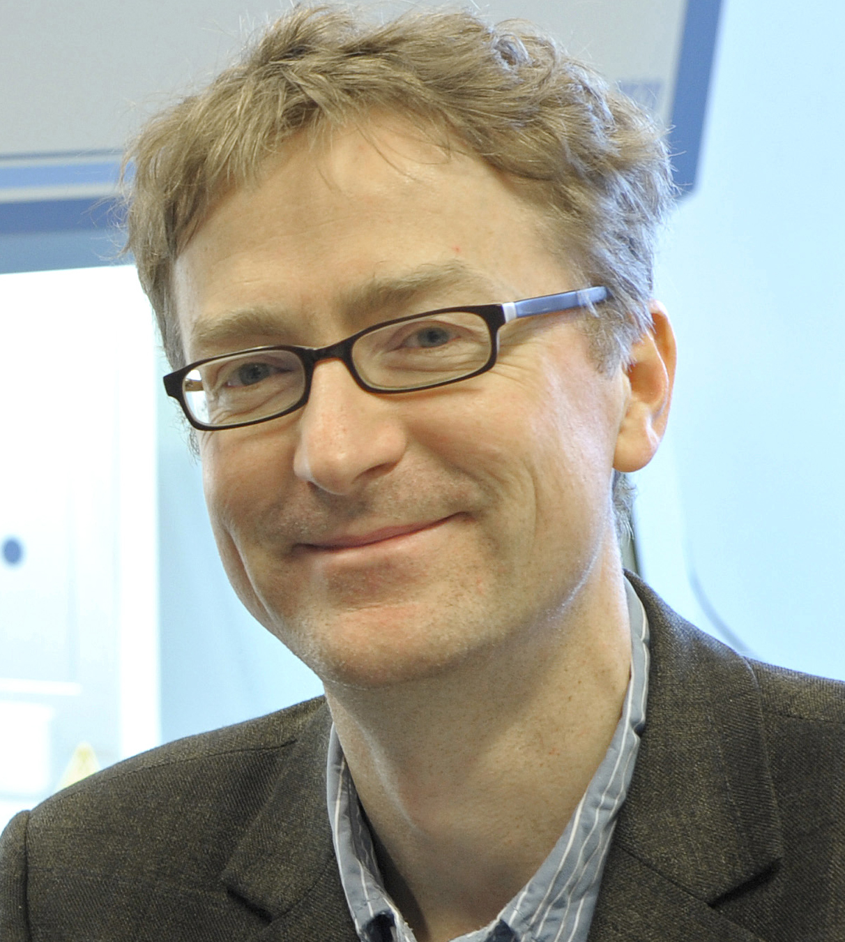 PROF. DR. ACHIM KRAMER Portrait Preisträger Schlafpreis Wissenschaft und Innovation 2024